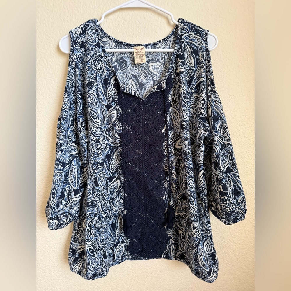 Faded Glory Navy and White Paisley Blouse